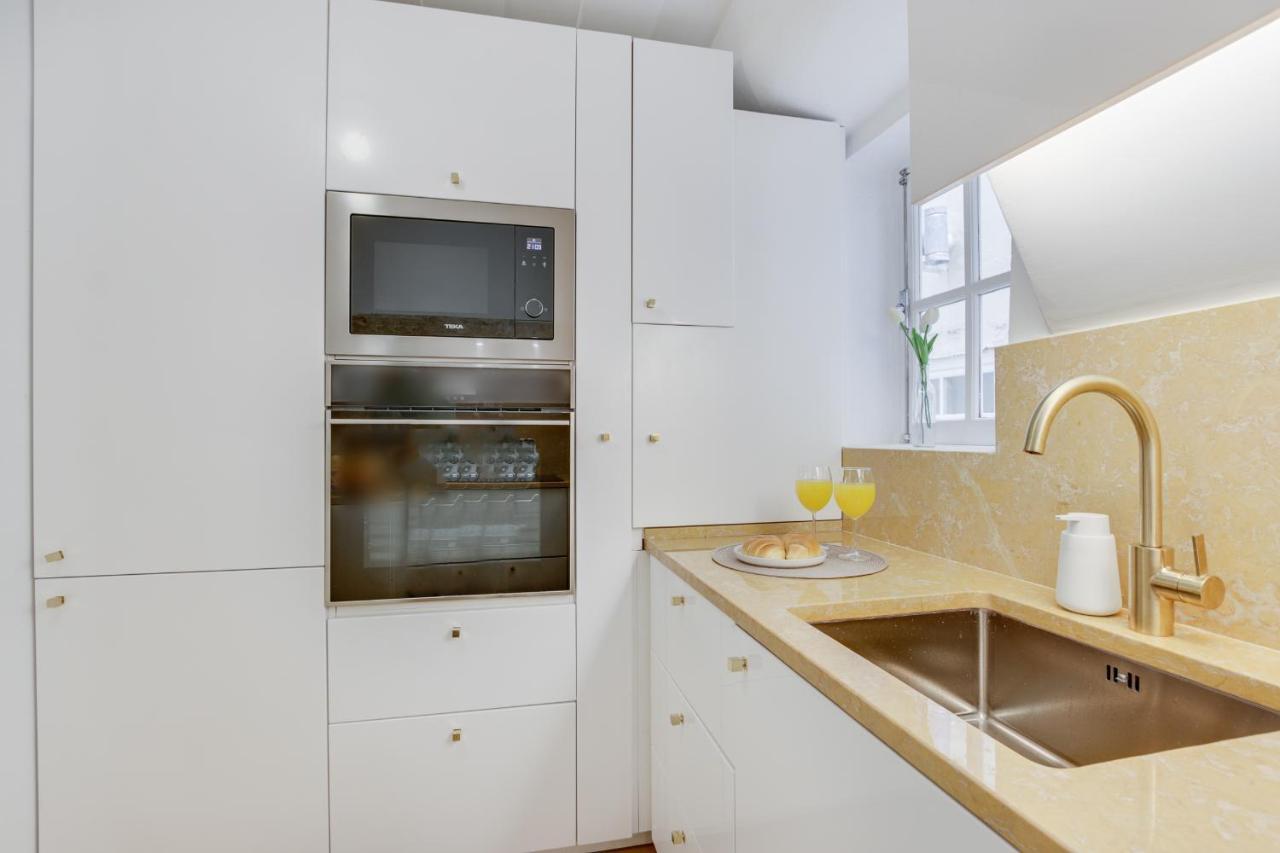 Apartament Golden Cage Chiado - Charm Historic And Cozy Lizbona Zewnętrze zdjęcie